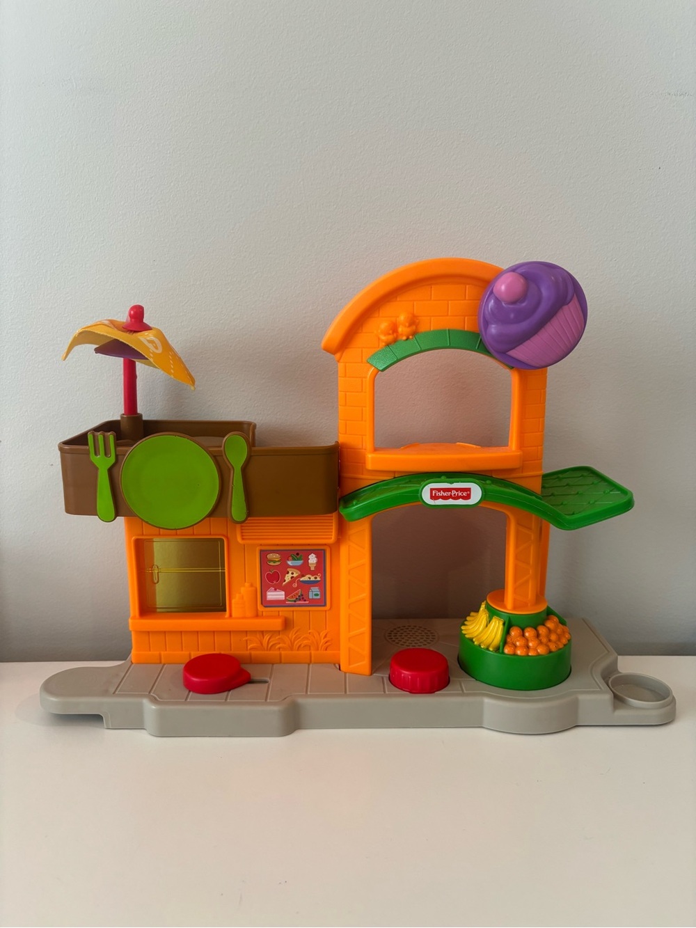 Fisher-Price Orange and Green Playset with Purple Cupcake Detail